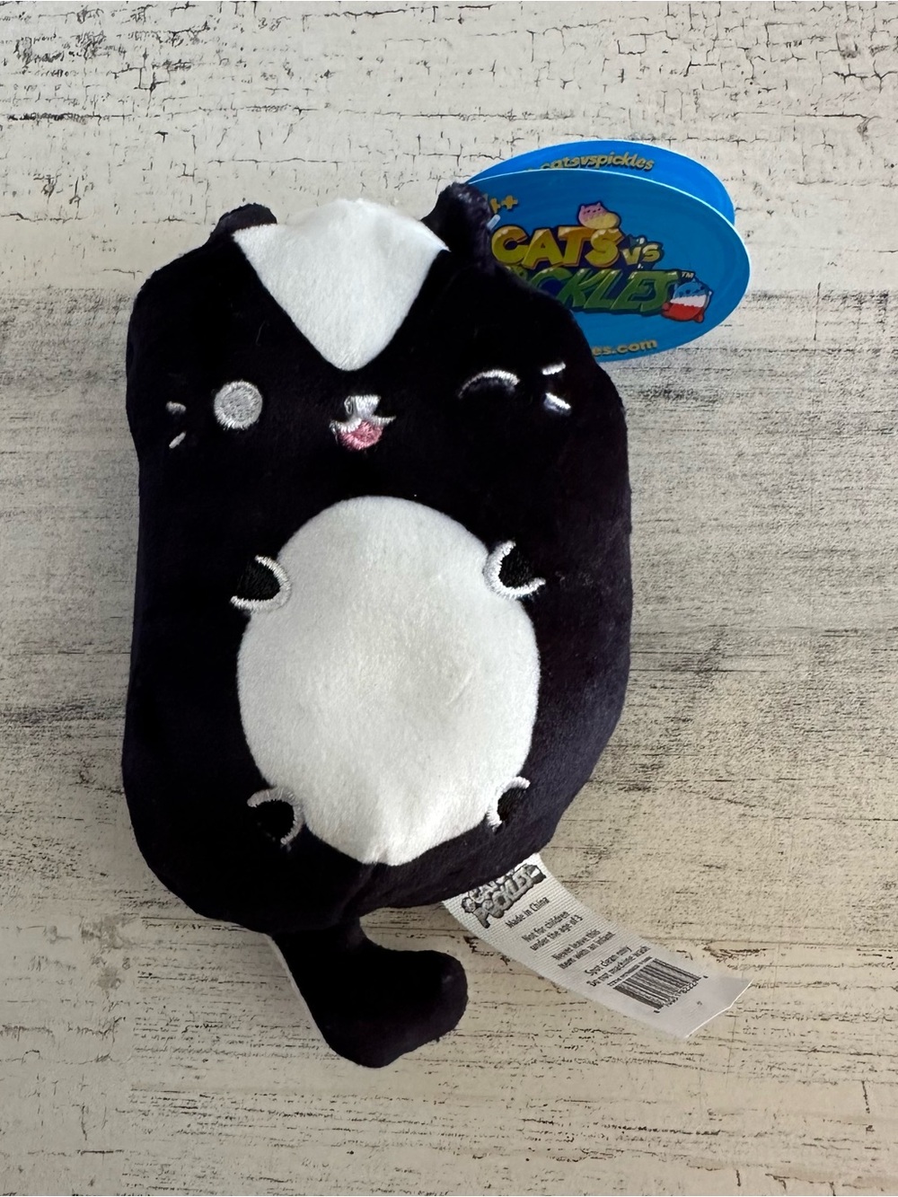 Cats Vs Pickles Lil Stinker # 176 Soft Bean Gold Wave Limited Edition NEW